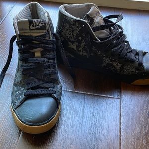 Nike Blazers circa 2005 size 9.5 men’s